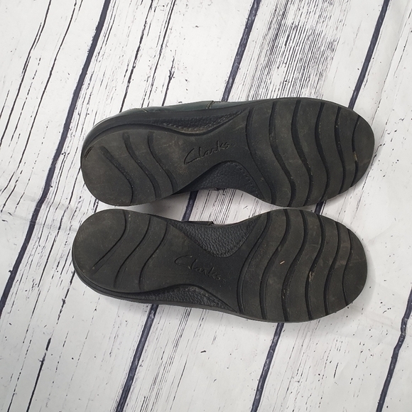 Clarks Bendables Mary Jane Styled Distressed Grey Leather Shoes Size 8 - Picture 7 of 8